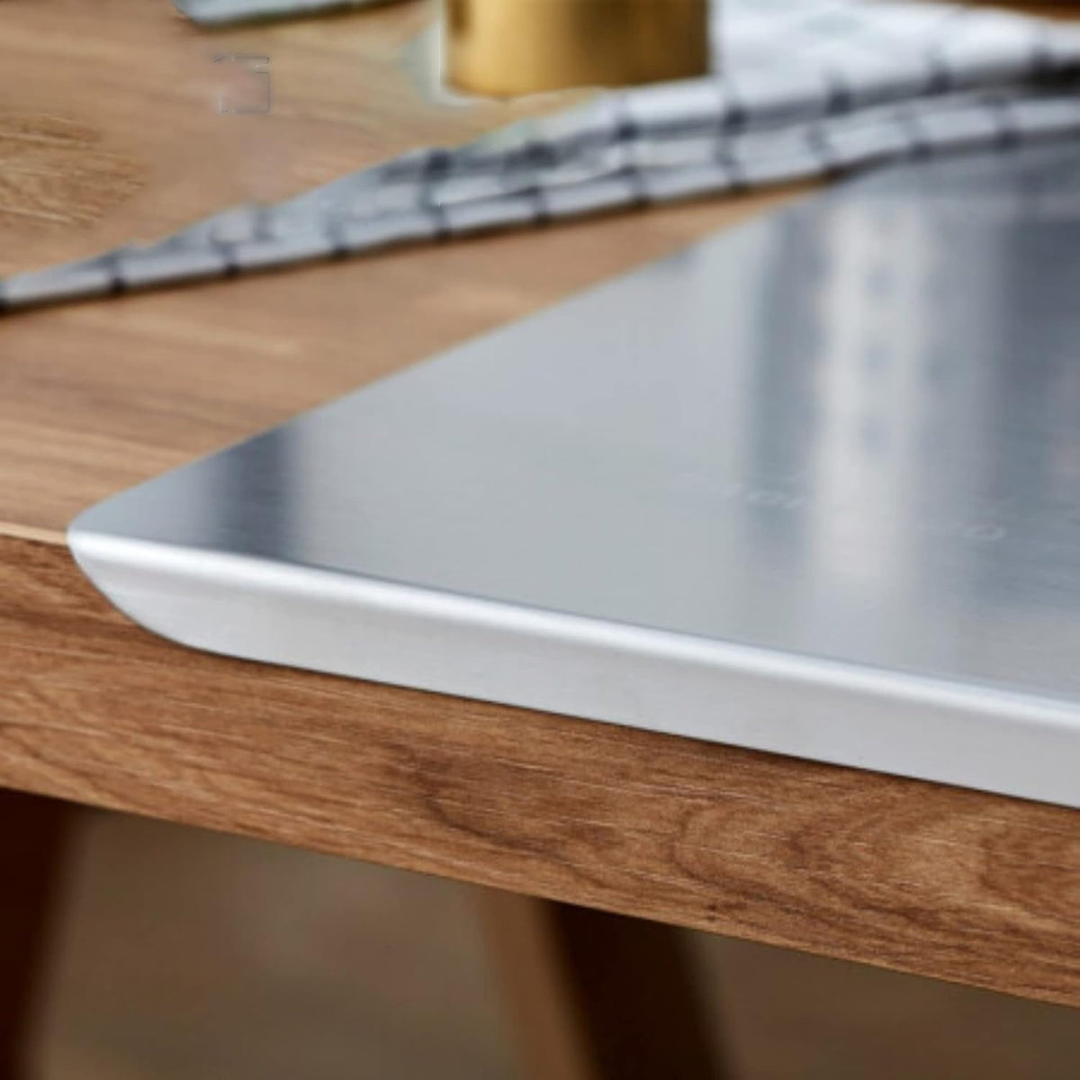 SteelGuard™ – Premium Stainless Steel Chopping Board